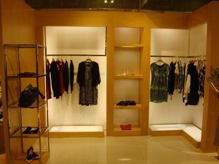 ���ڵ����b��Ч���D